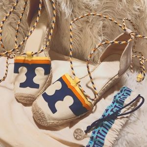 Tory Burch wedge woman